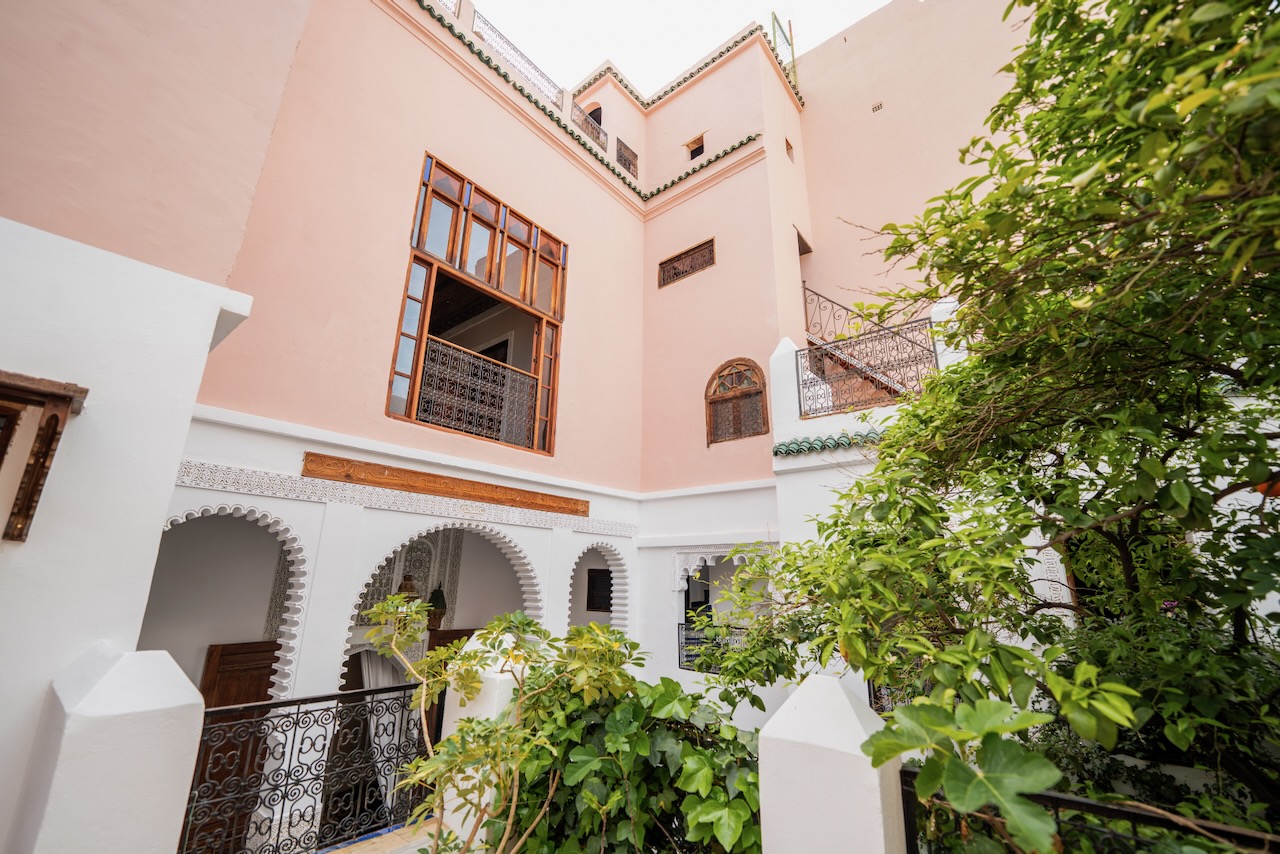 FOR SALE Riad 6 bedrooms with garden