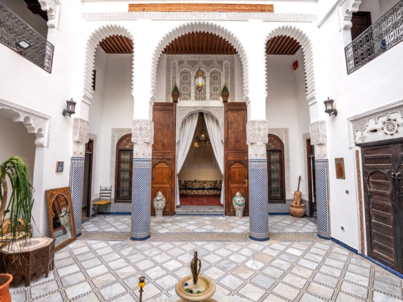 FOR SALE Riad 6 bedrooms with garden