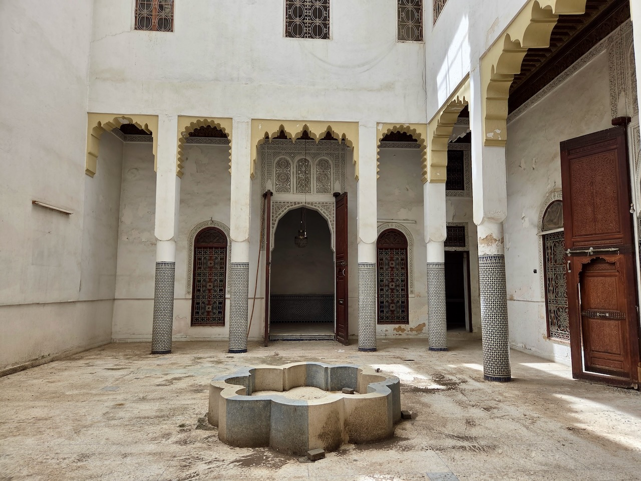 Elegant Historic Riad 400m² – REF B-1009