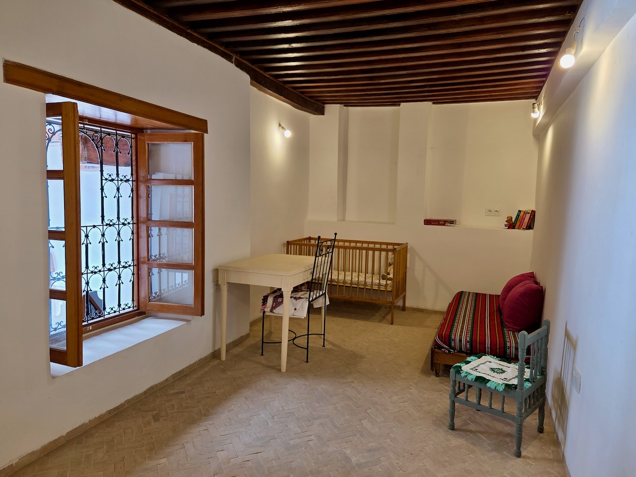 Copy of Fez Real Estate – 18 FOR SALE Restored 6-Bedroom Riad — Potential Guesthouse