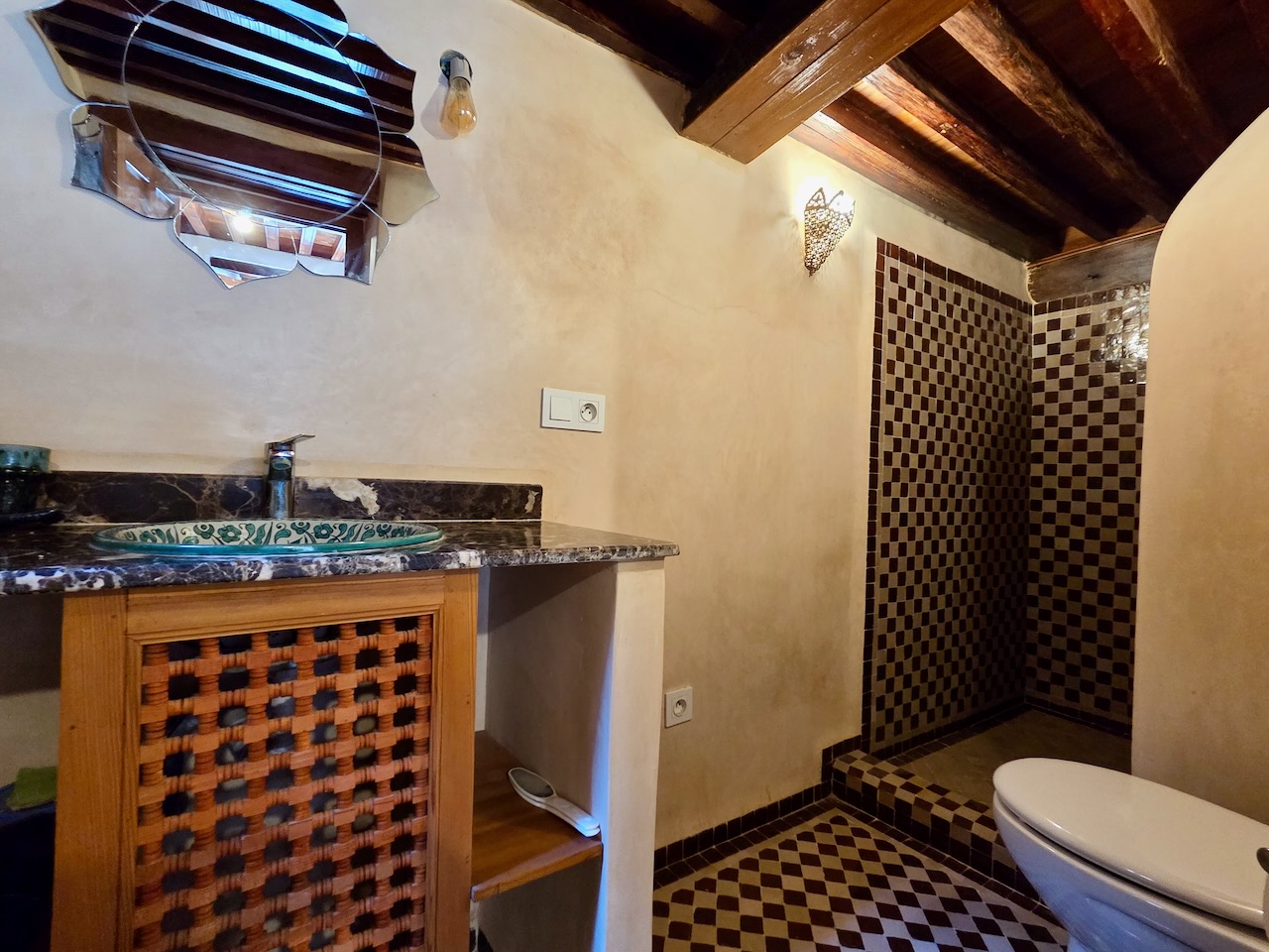 Copy of Fez Real Estate – 28 FOR SALE Restored 6-Bedroom Riad — Potential Guesthouse
