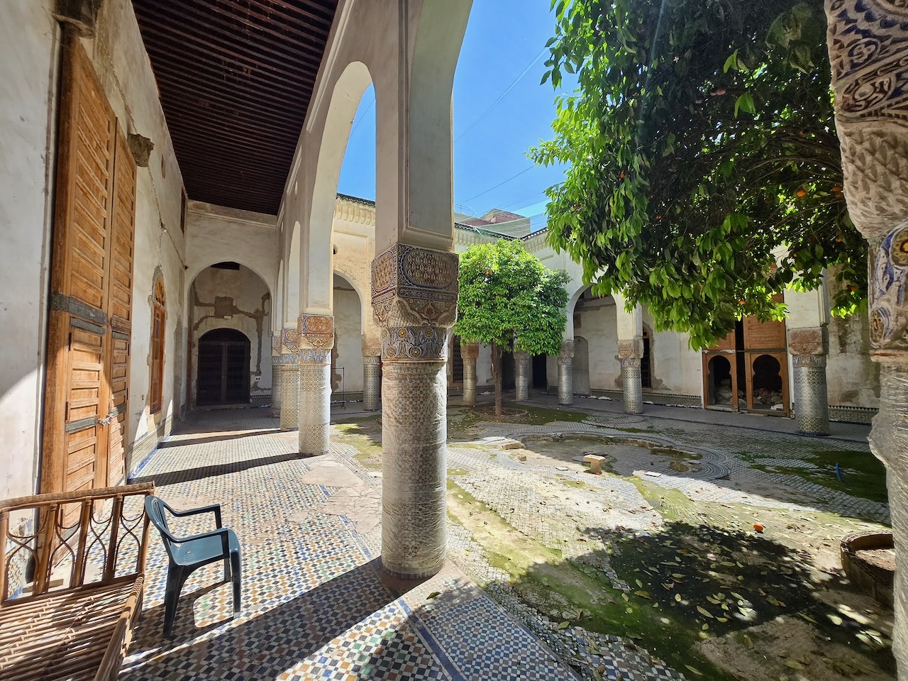 EXCLUSIVE-Riad with Courtyard Garden 900m2