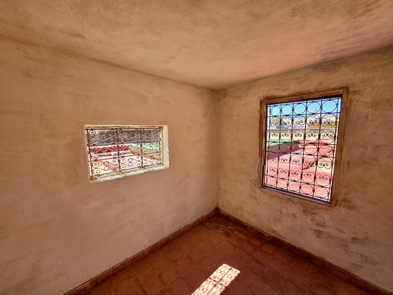 EXCLUSIVE-Riad with Courtyard Garden 900m2