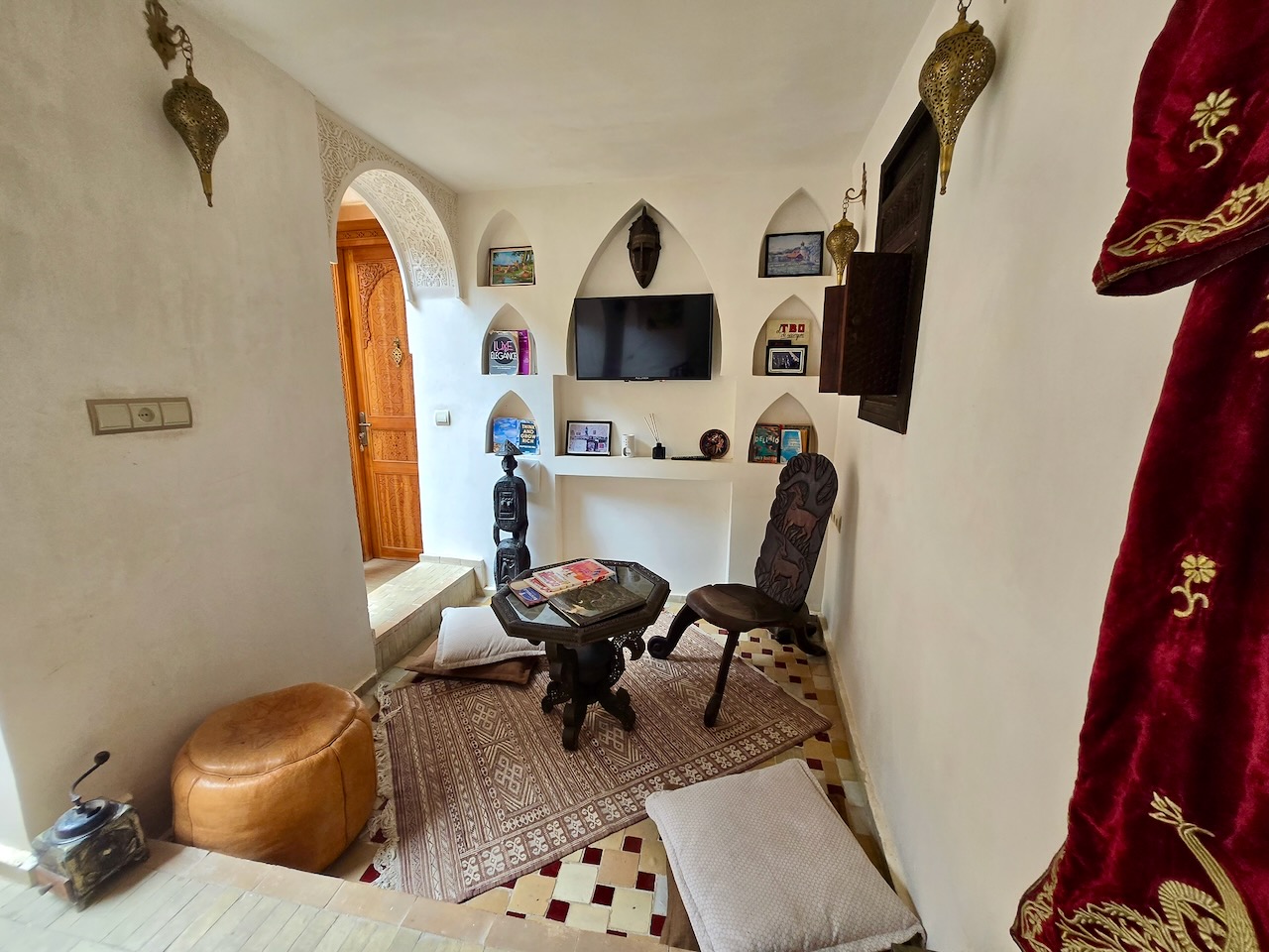 Riad for Sale in Fez FOR SALE Licensed 5-Room Guesthouse
