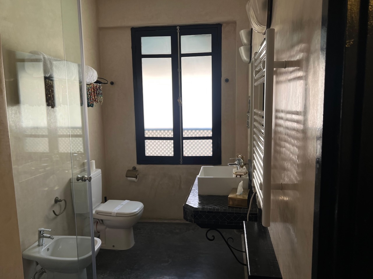 Riad hotel for sale in Fez FOR SALE Elegant 11 bedroom Riad with pool