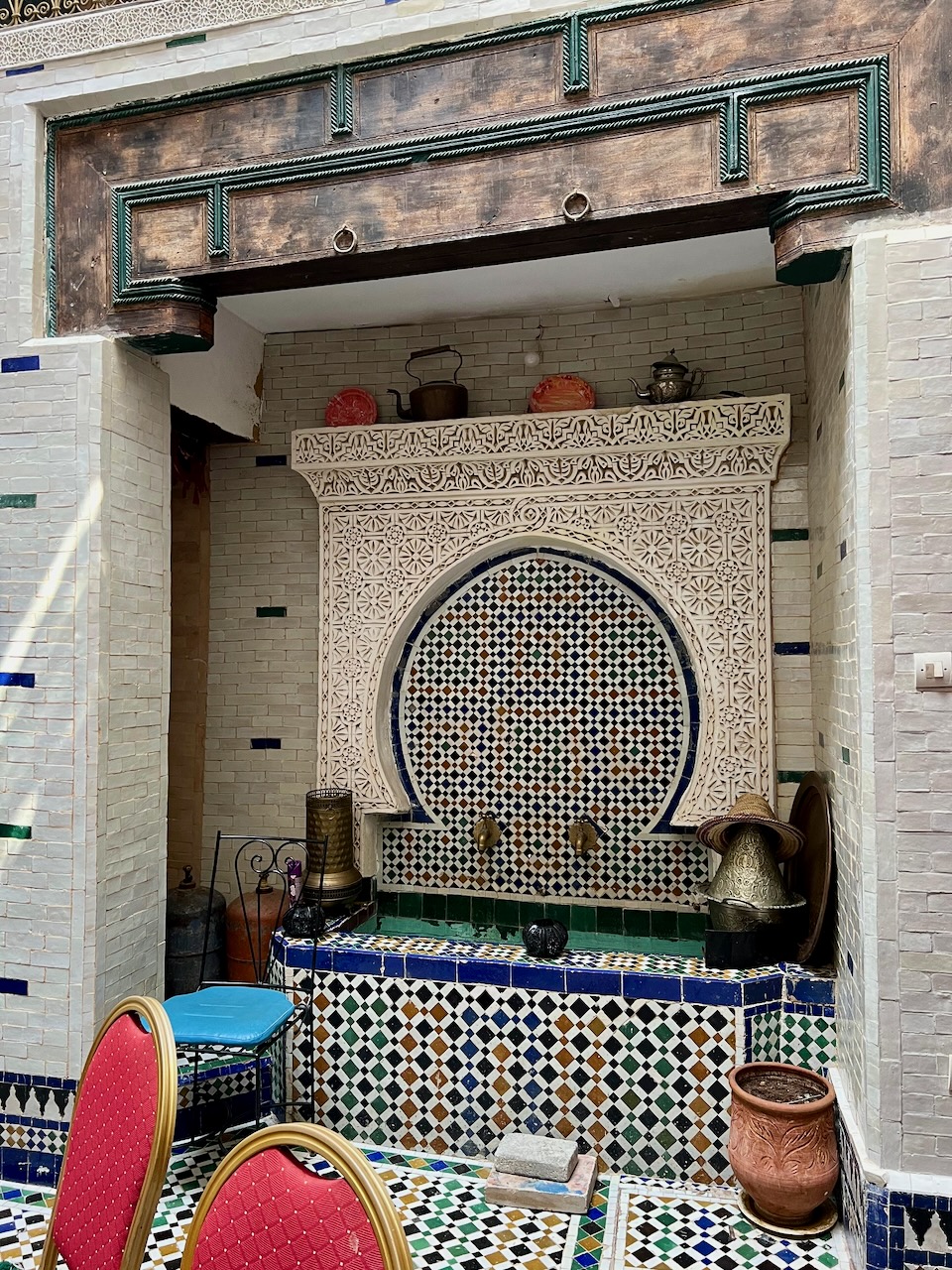 Riad for sale in Fez FOR SALE Small Guesthouse, 6 bedrooms