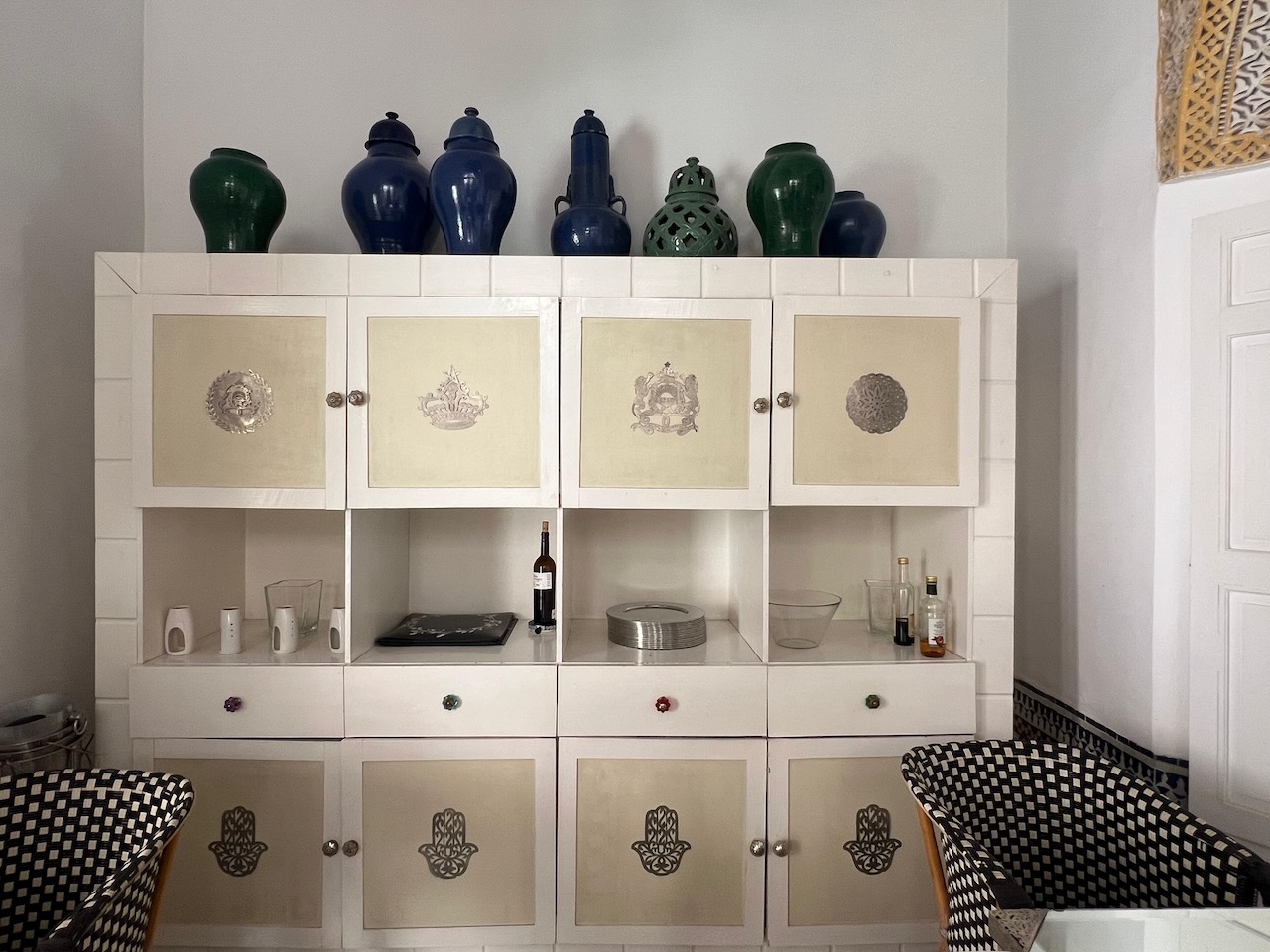 Riad hotel for sale in Fez FOR SALE Elegant 11 bedroom Riad with pool