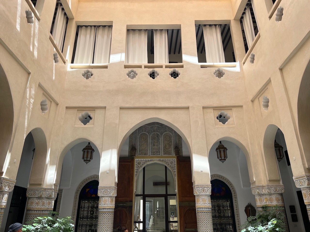 Riad hotel for sale in Fez FOR SALE Elegant 11 bedroom Riad with pool