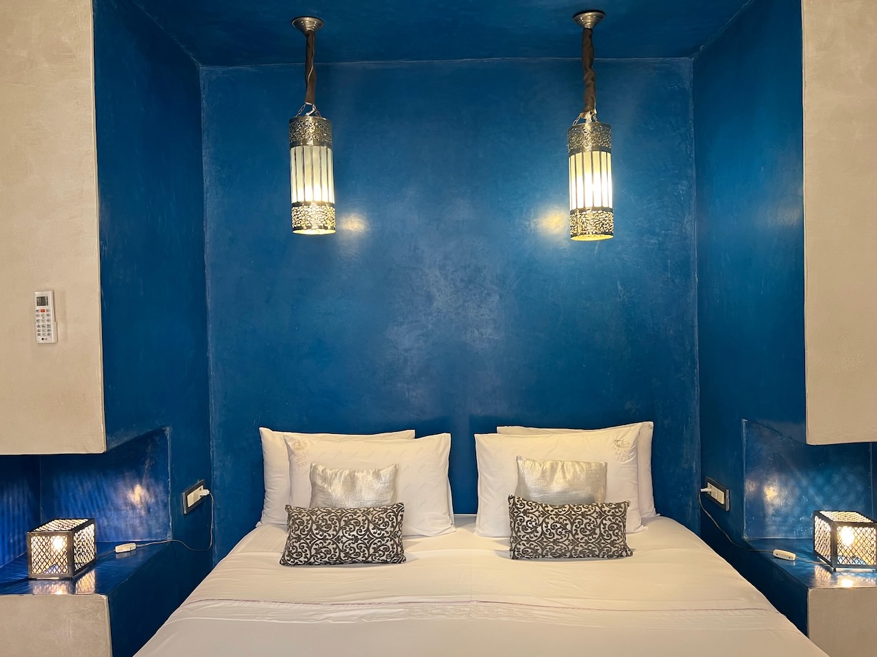 Riad hotel for sale in Fez FOR SALE Elegant 11 bedroom Riad with pool