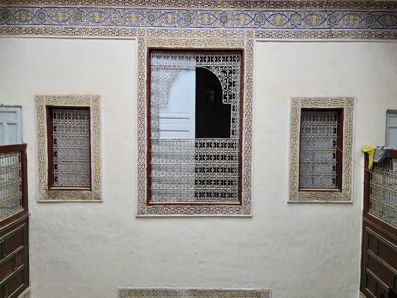 Riad à vendre à Fès FOR SALE Three bedroom riad in Zkak Roumane – Fez Medina
