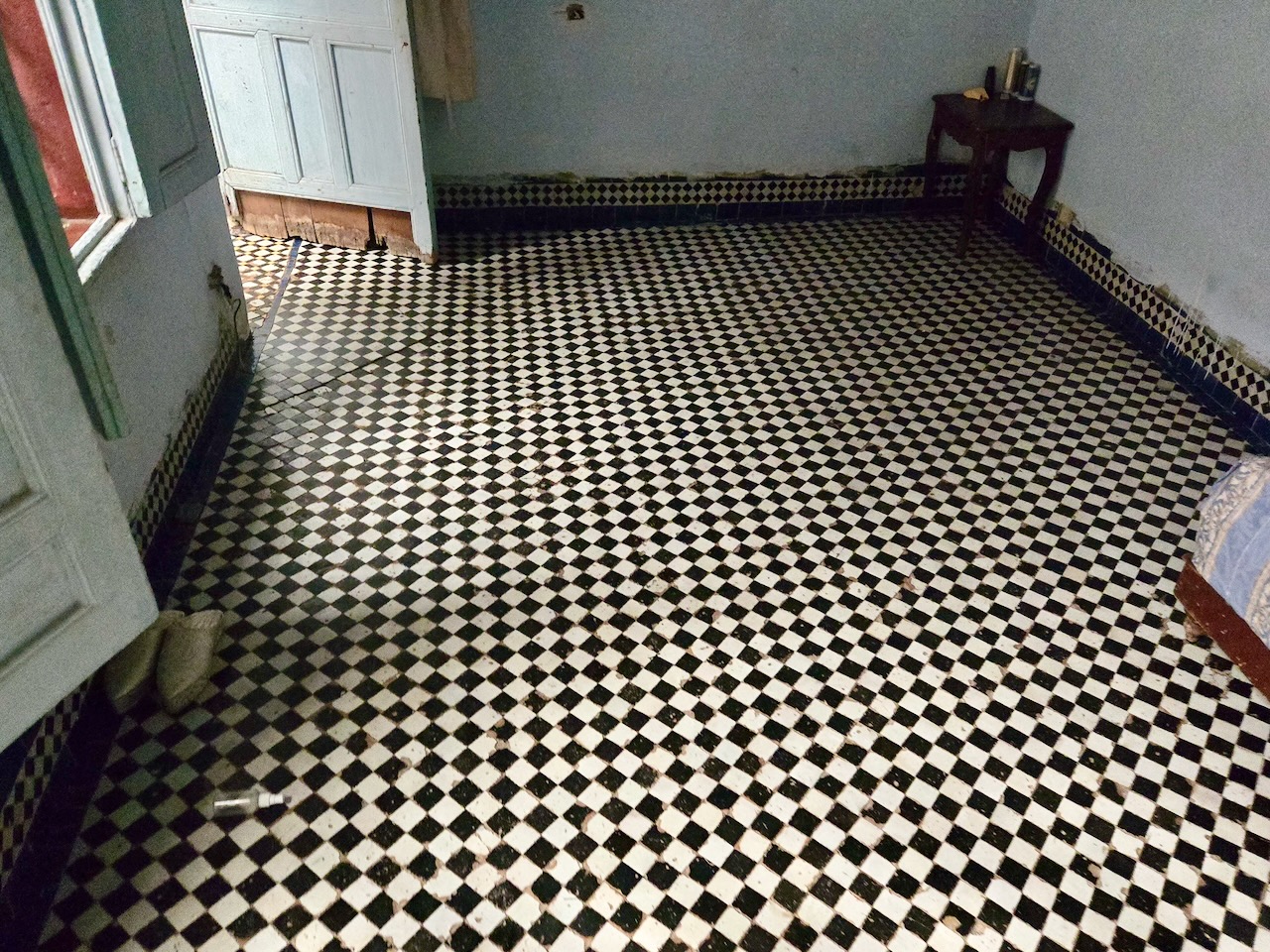 Riad à vendre à Fès FOR SALE Three bedroom riad in Zkak Roumane – Fez Medina