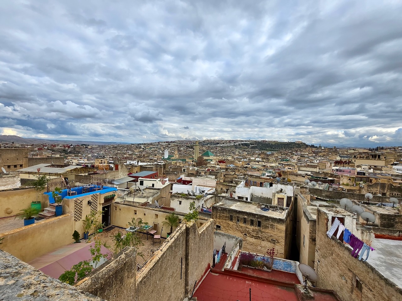 Riad à vendre à Fès FOR SALE Three bedroom riad in Zkak Roumane – Fez Medina