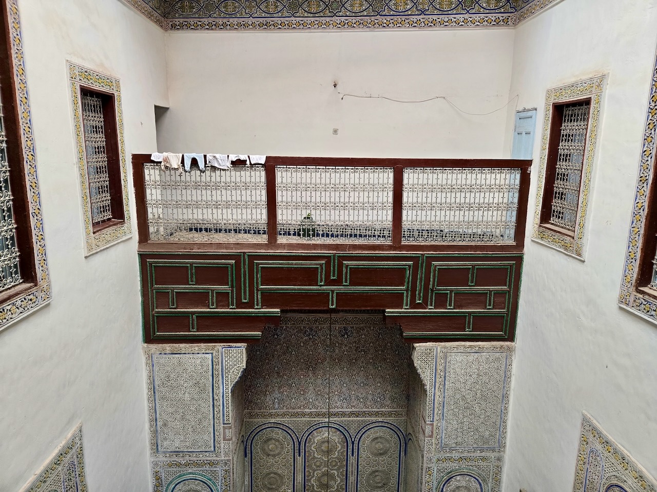 Riad à vendre à Fès FOR SALE Three bedroom riad in Zkak Roumane – Fez Medina