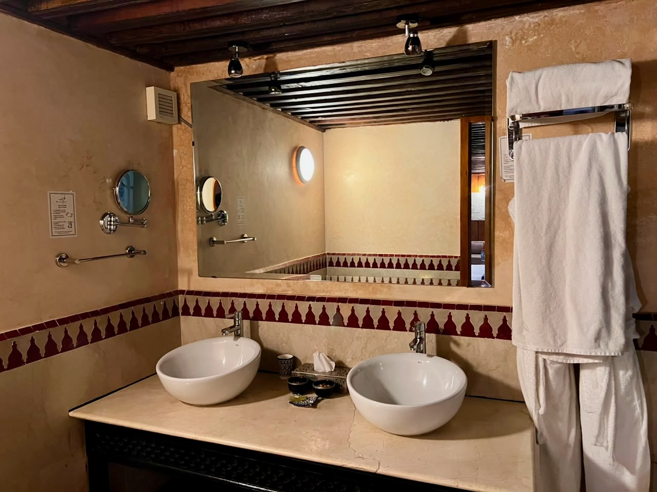 Riad Guesthouse with Pool & Panoramic Views