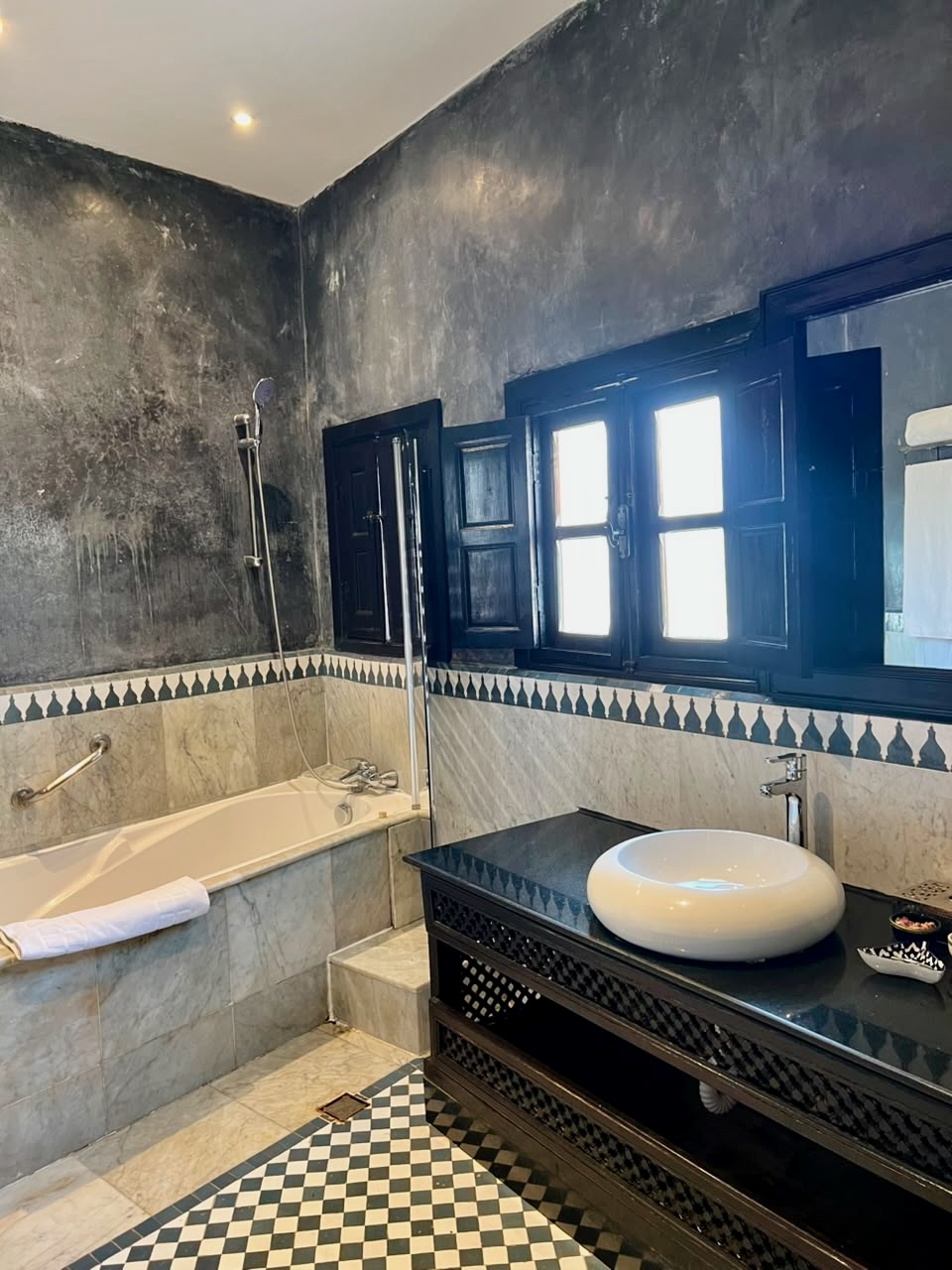 Riad Guesthouse with Pool & Panoramic Views