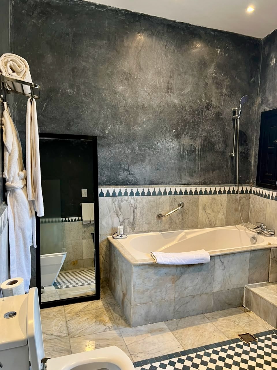 Riad Guesthouse with Pool & Panoramic Views