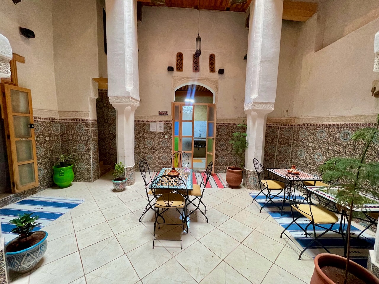 FOR SALE Charming 6 bedroom traditional house