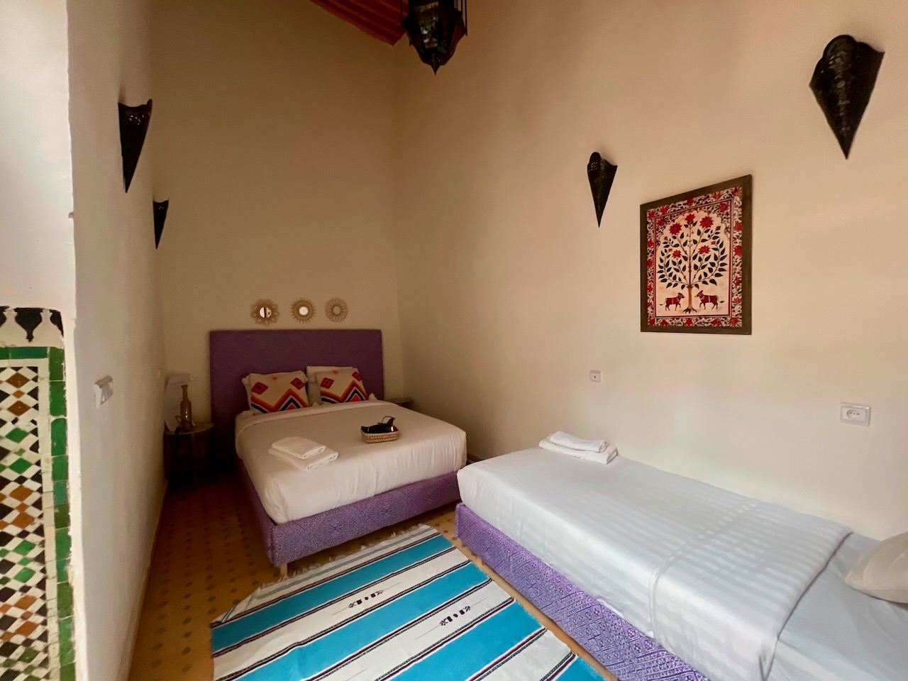 FOR SALE Charming 6 bedroom traditional house